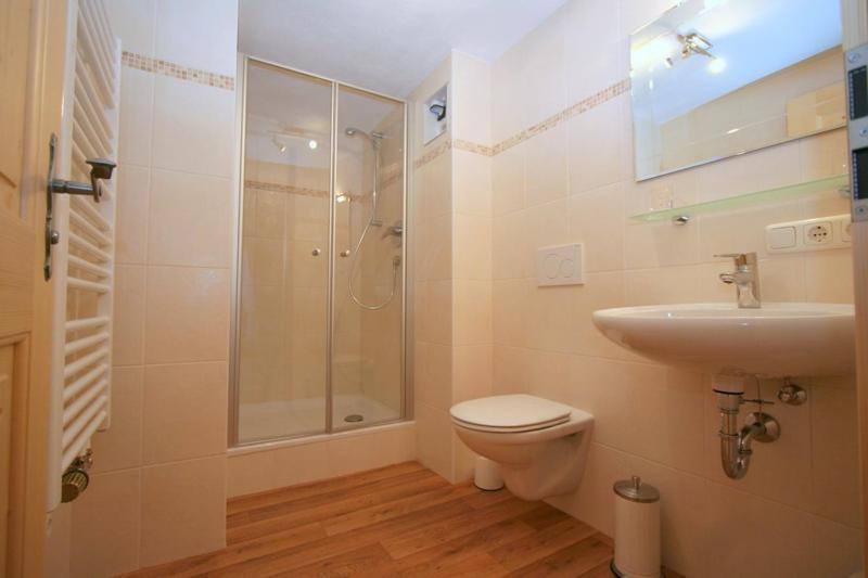 膳宿费 Knotzenlehen