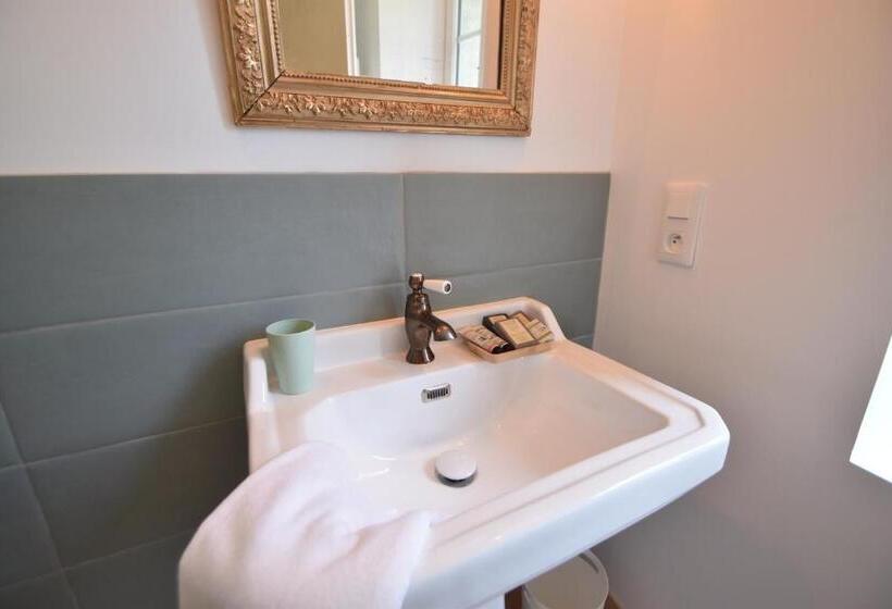 ペンション Les Destinees