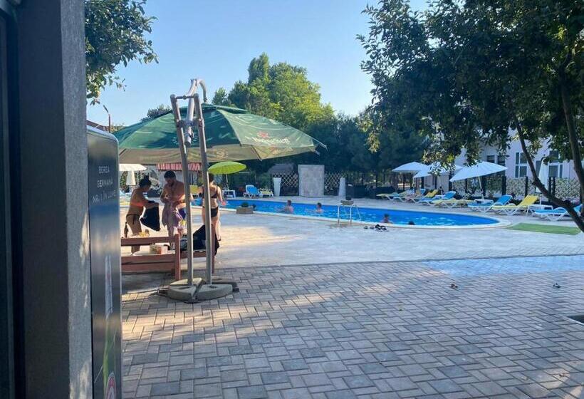 펜션 Relax Spa Costinesti   D Amy