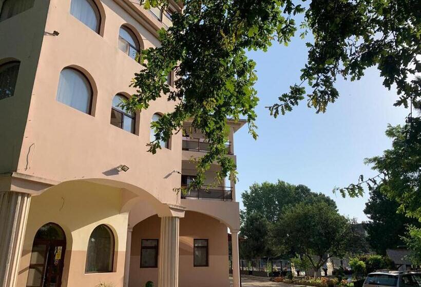 펜션 Relax Spa Costinesti   D Amy