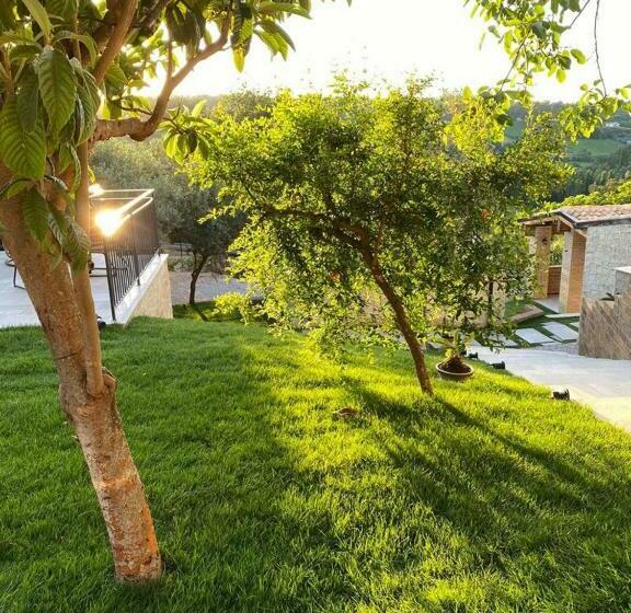 منتجع Relais Frasimon Antico Casale