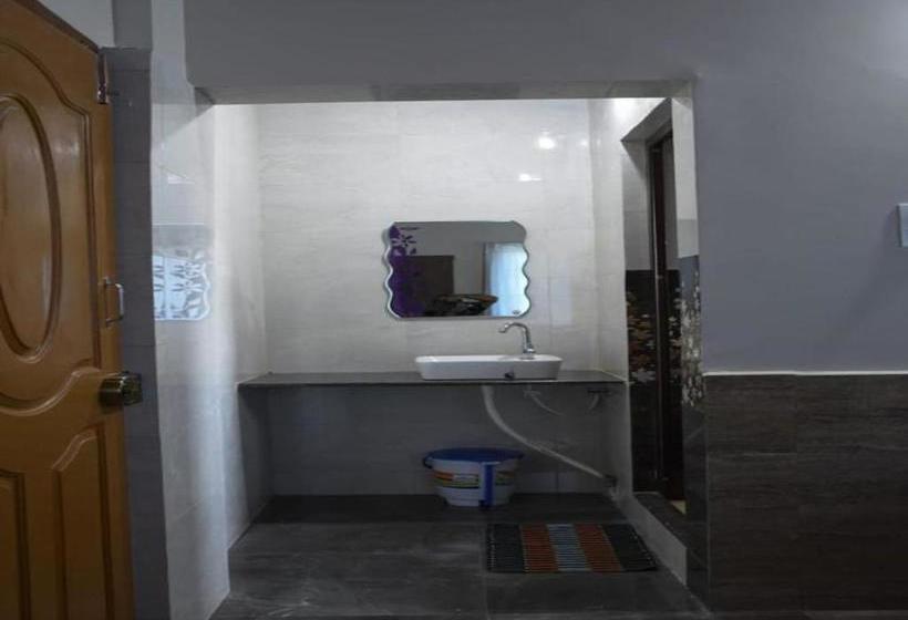 Staymaker Hotel Ashokavana