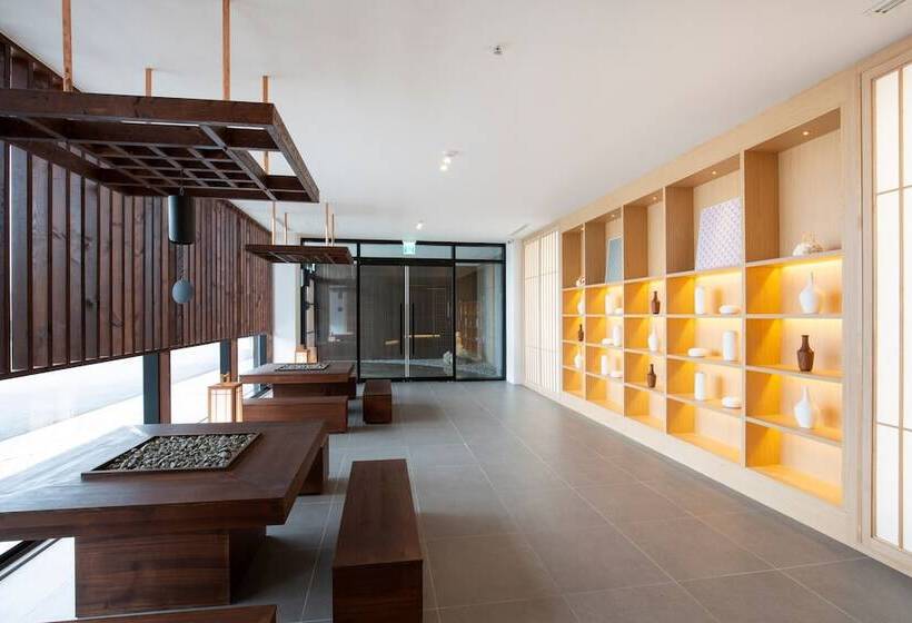 Tomonoya Hotel & Ryokan Daecheon