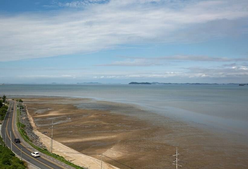 Tomonoya Hotel & Ryokan Daecheon