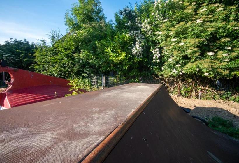 Hostel Oder Ferienwohnung 1 16 Personen Im Blauen Haus