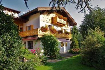 هاستل Gästehaus Lödermann