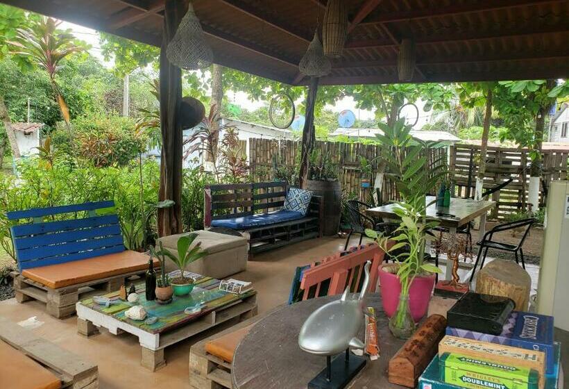 호스텔 Las Porrocas Backpacer's