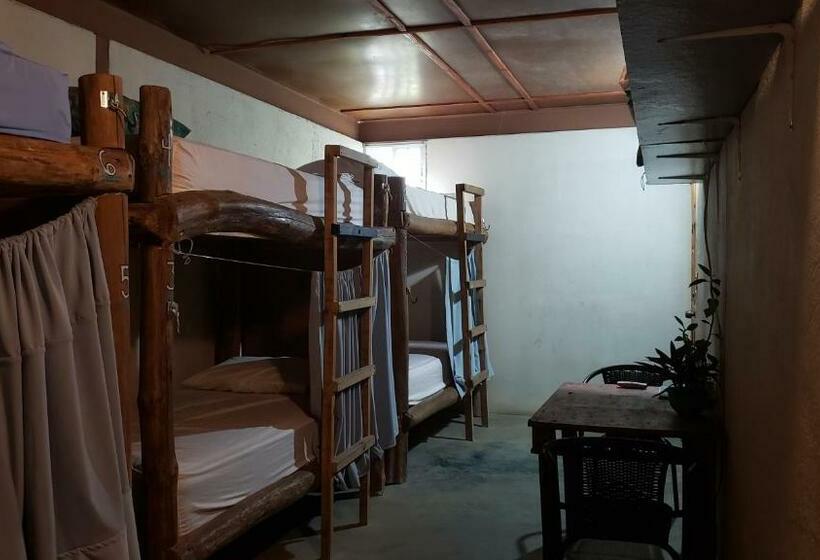 호스텔 Las Porrocas Backpacer's