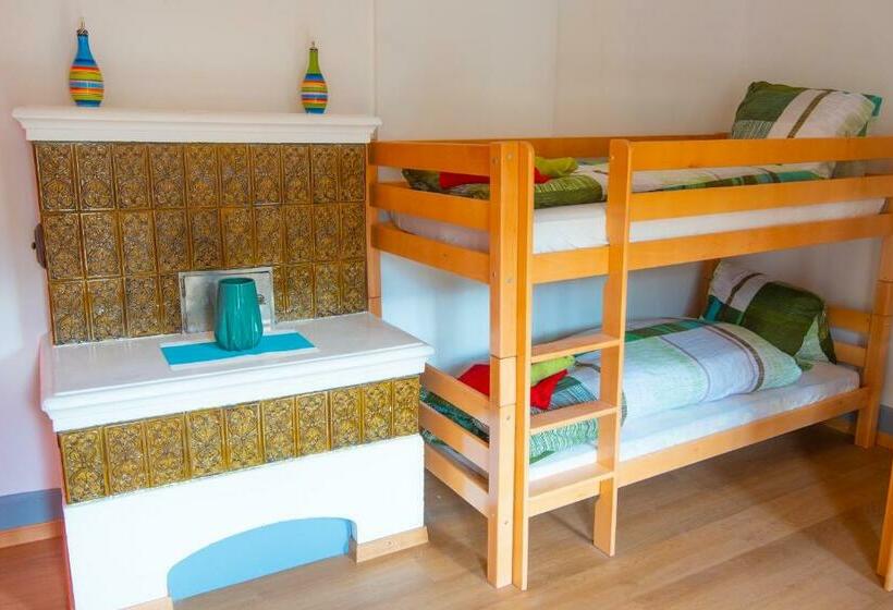 הוסטל Sonne Holiday Rooms