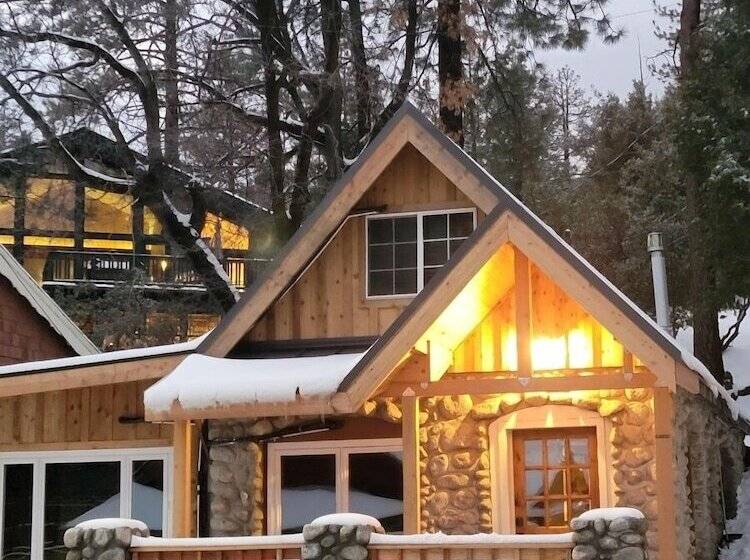 호스텔 The Creekstone