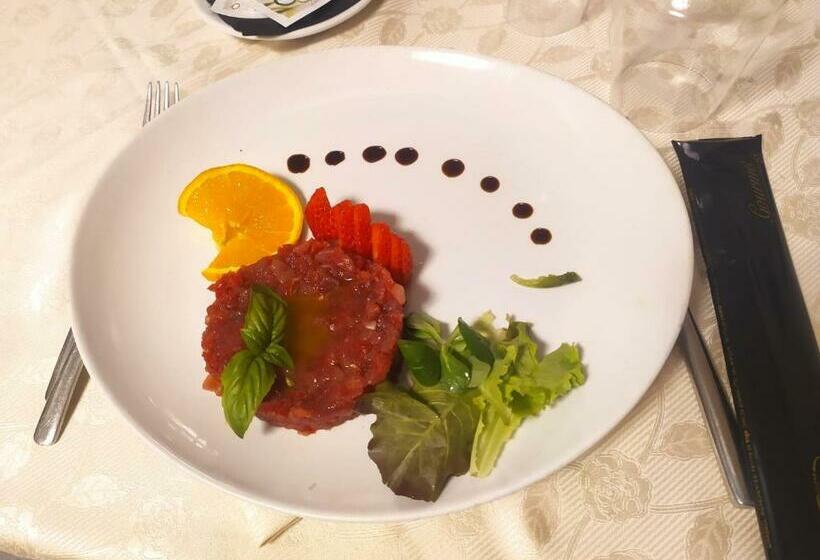 ベッドアンドブレックファースト Alla Frasca