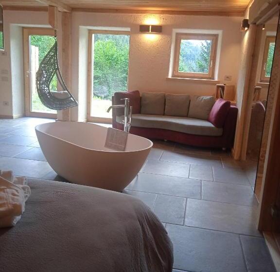 مبيت وإفطار Chalet Noèr