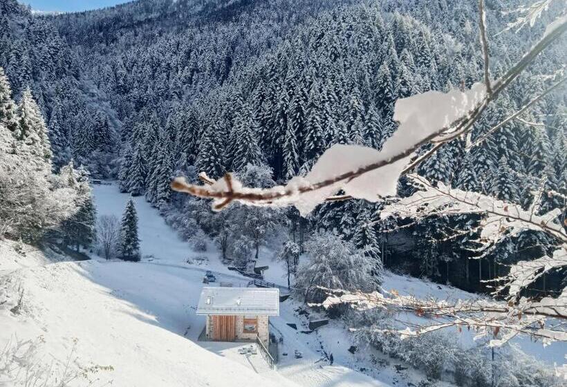 مبيت وإفطار Chalet Noèr