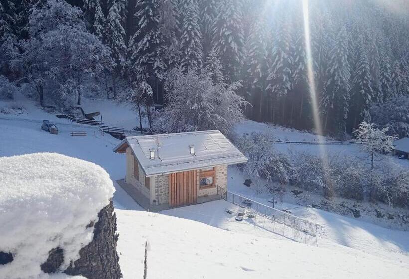 مبيت وإفطار Chalet Noèr