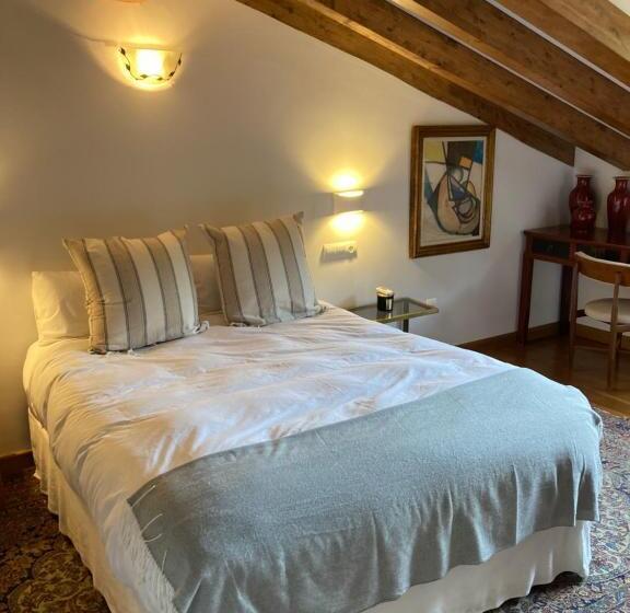 مبيت وإفطار La Valuisilla, Hotel Rural