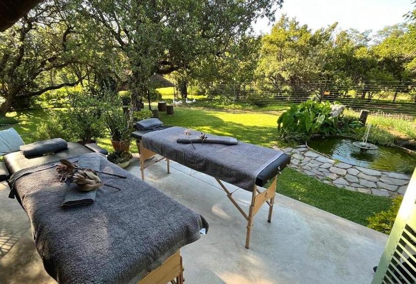 צימר Oppiplasie Guest House & Spa