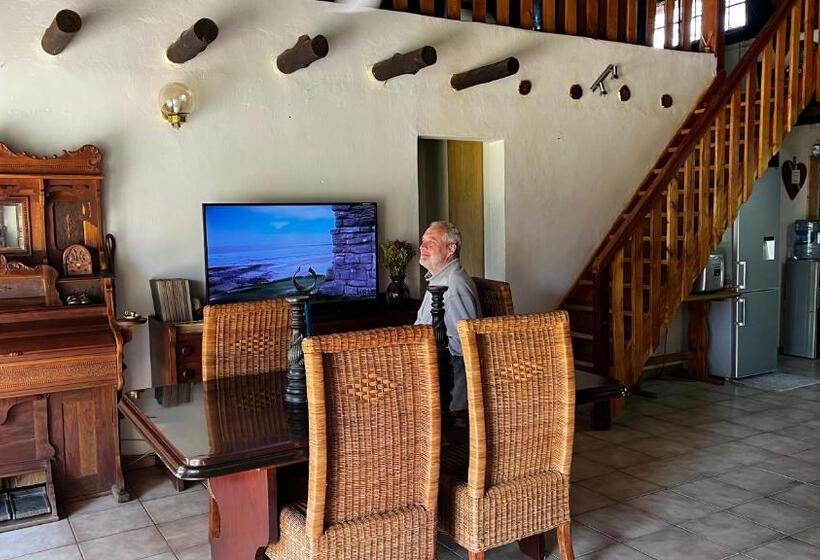 צימר Oppiplasie Guest House & Spa