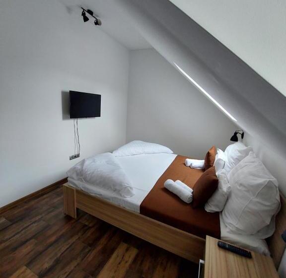 مبيت وإفطار Pálffy59 Vendégház