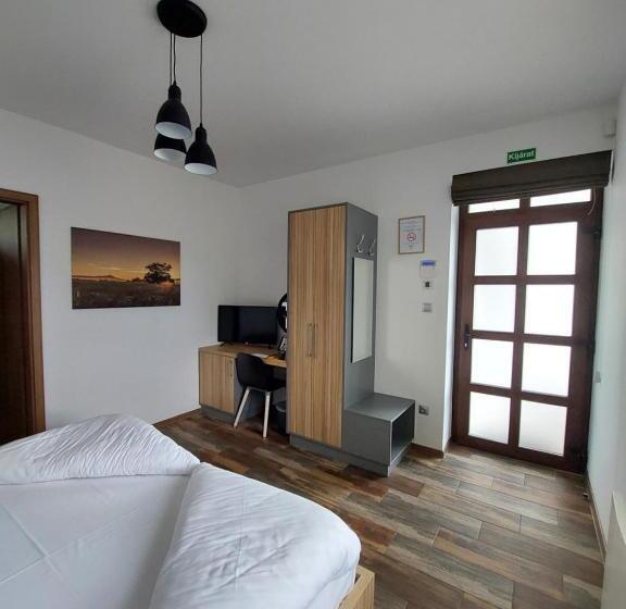 مبيت وإفطار Pálffy59 Vendégház