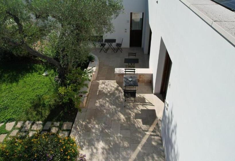 Bed and Breakfast Rifugio Di Puglia   Trulli & Dimore