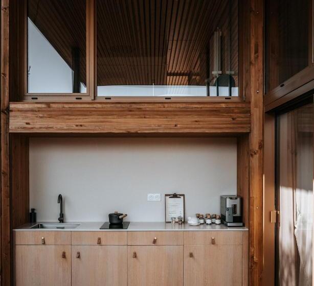 مبيت وإفطار Souki ~ Lodges & Spa