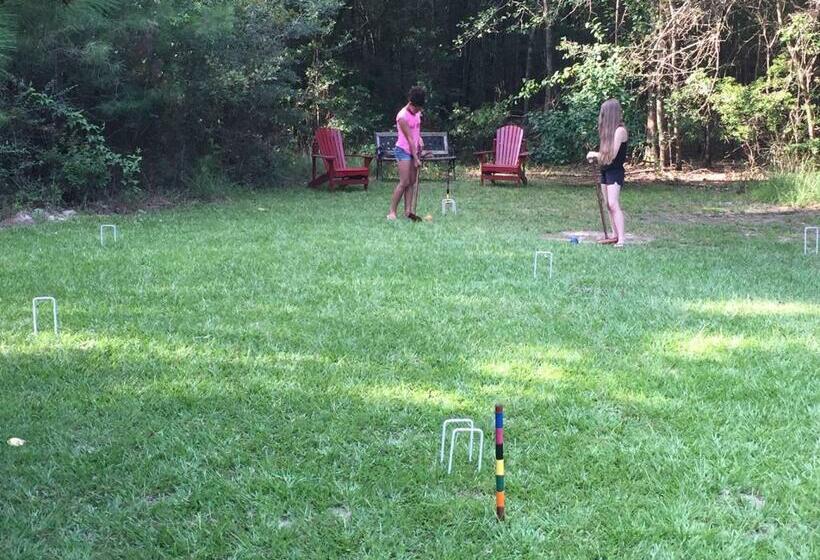 민박 The Meadow Cabin