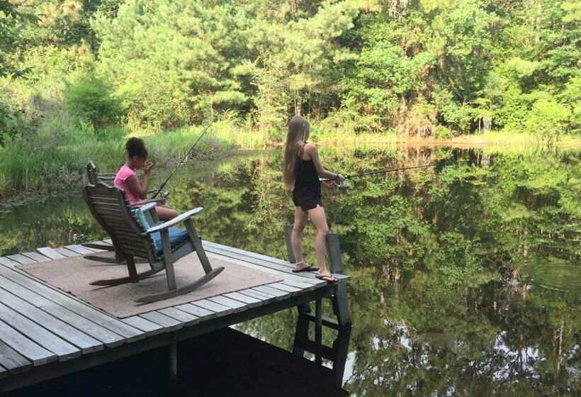 민박 The Meadow Cabin