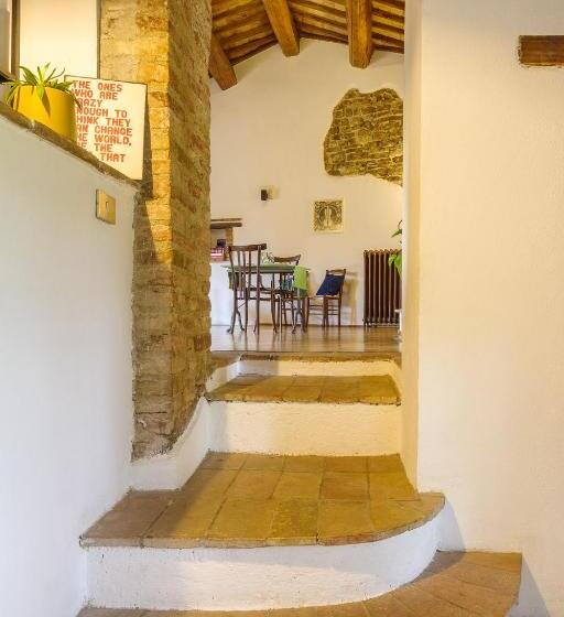 مبيت وإفطار Un Posto