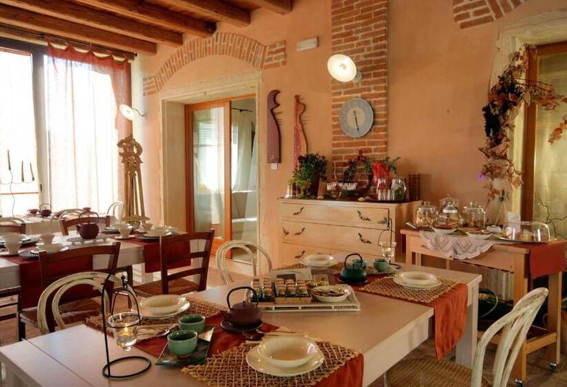 Отель Agriturismo Monte Degli Aromi