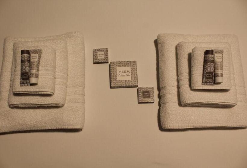 ホテル Albergo Augusta B&b