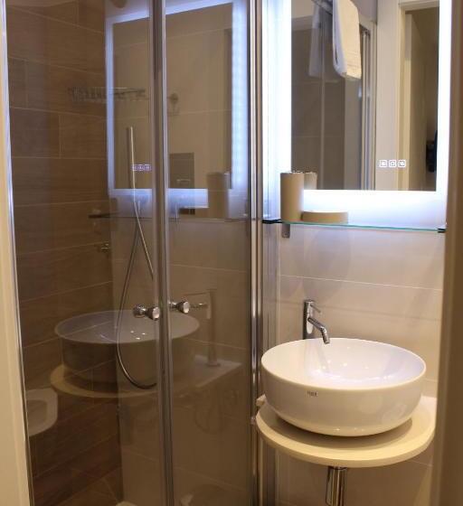 ホテル Albergo Augusta B&b