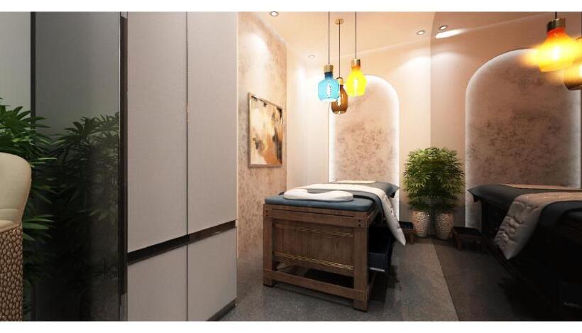 בית מלון כפרי Azard