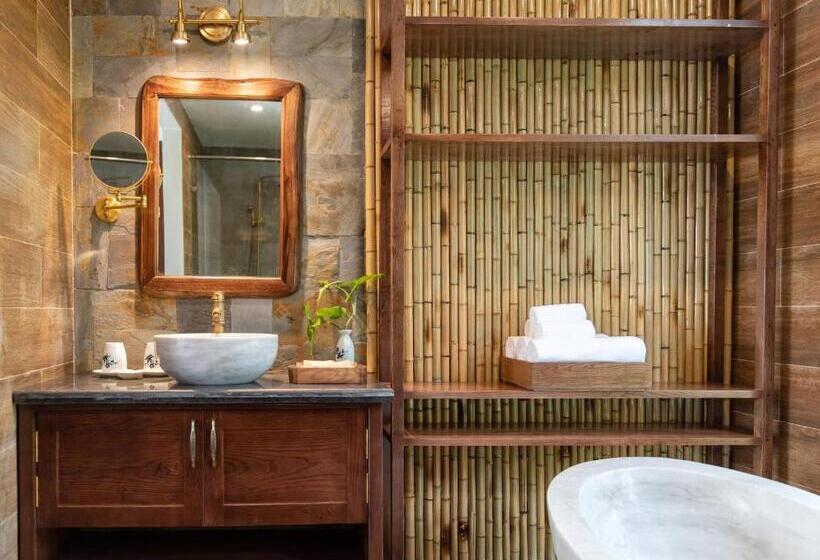 هتل Bai Dinh Riverside Resort & Spa