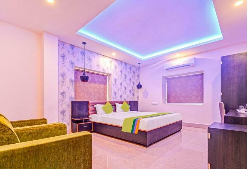 Hotel Treebo The Bollywood