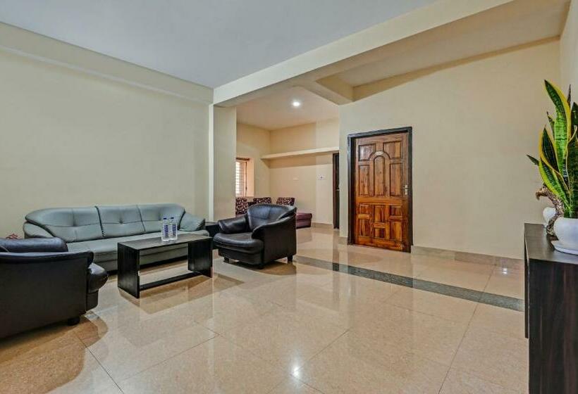 Hotel Treebo The Bollywood