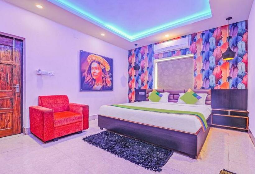 Hotel Treebo The Bollywood