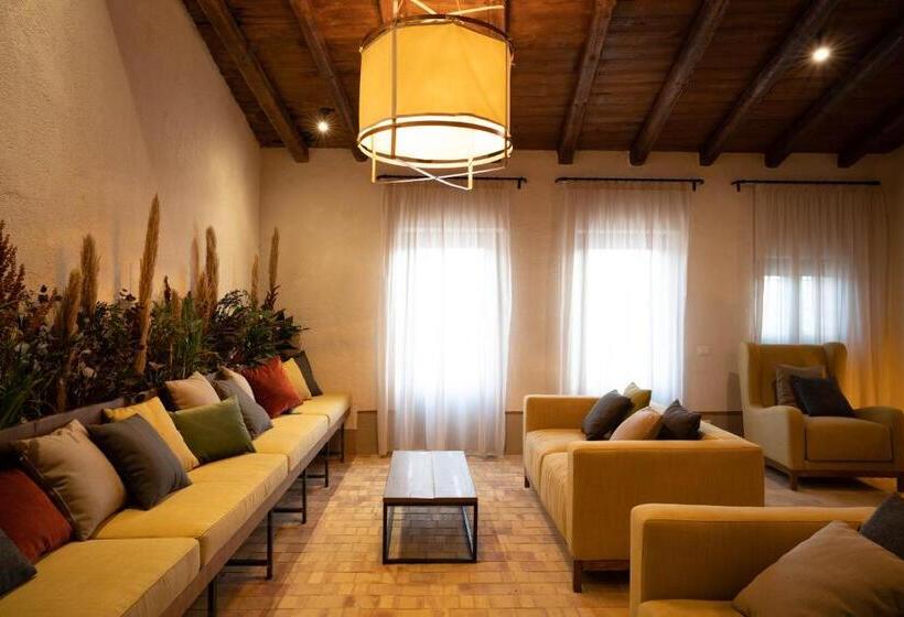 בית מלון כפרי Borgo Delle Pietre