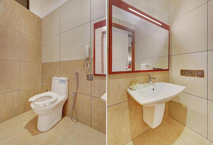 Super Hotel O Kizhakkambalam Tourist Home