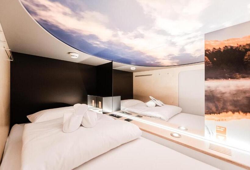 Capsule Hotel   Alpine Garden Zurich Airport