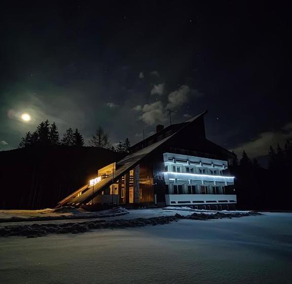 酒店 Chata Tale Dom Horskej Služby