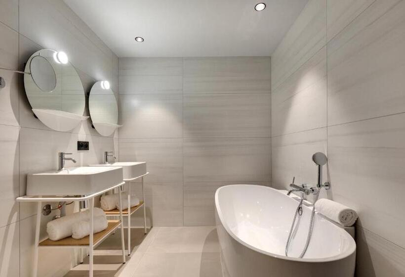 Отель Château Fage La Maison Des Vignes   Groupe Teritoria