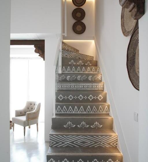 Отель Colégio Charm House