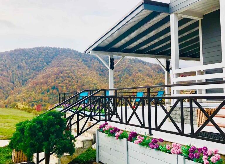 酒店 Cottage Chalet And Tours