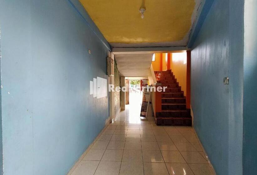 בית מלון כפרי Hing Amimah Mitra Reddoorz