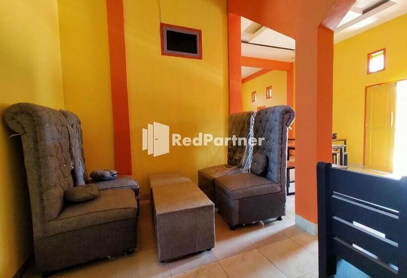 בית מלון כפרי Hing Amimah Mitra Reddoorz