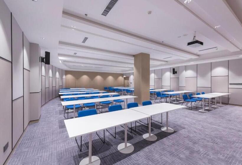 Otel Holiday Inn Express Dengfeng Songshan By Ihg