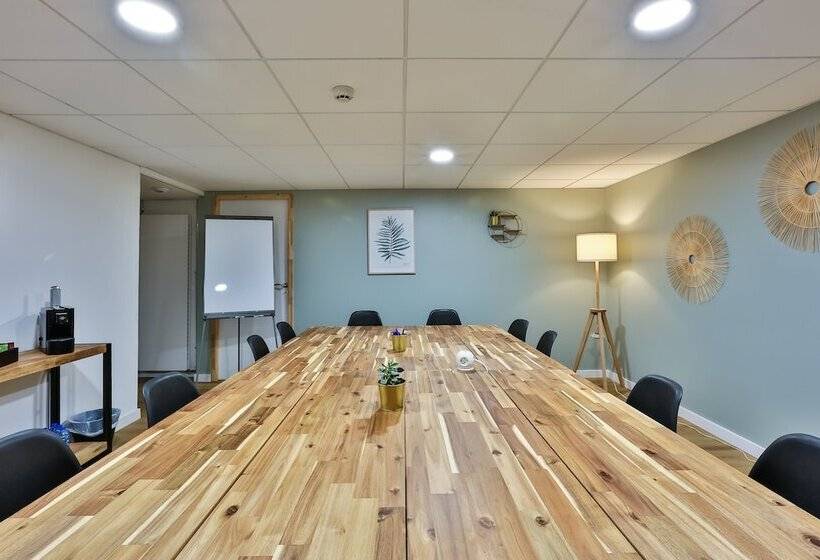 Отель Hôtel & Spa Face à La Mer