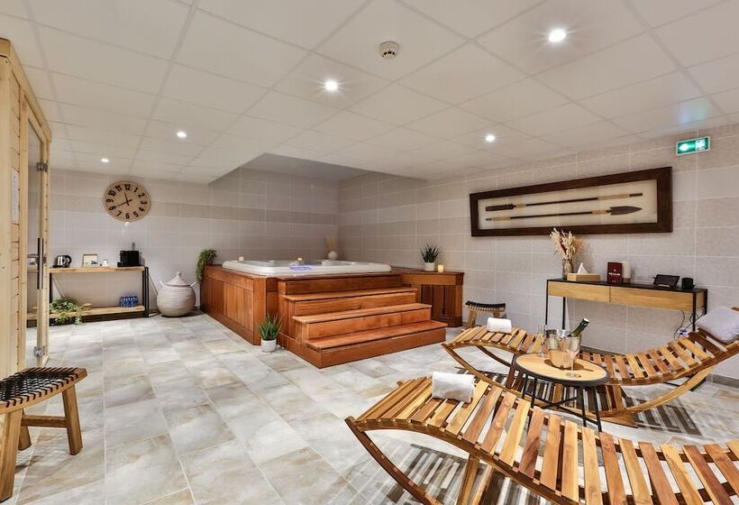 Отель Hôtel & Spa Face à La Mer