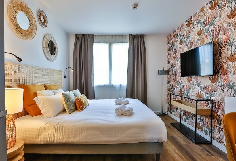 Отель Hôtel & Spa Face à La Mer