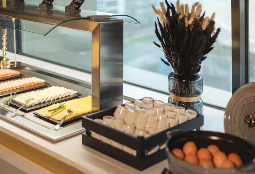 هتل Ibis Styles Arnhem Centre